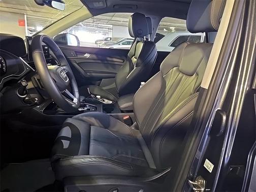 2024 Audi Q5 e 55 S line quattro Premium