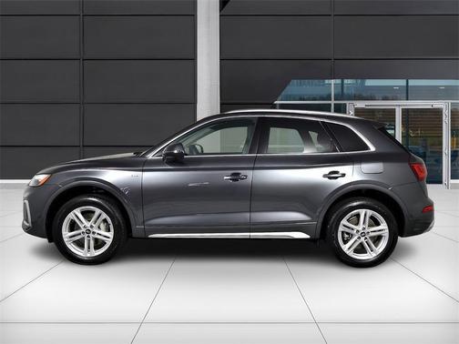 2024 Audi Q5 e 55 S line quattro Premium