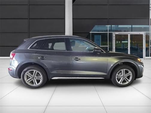 2024 Audi Q5 e 55 S line quattro Premium