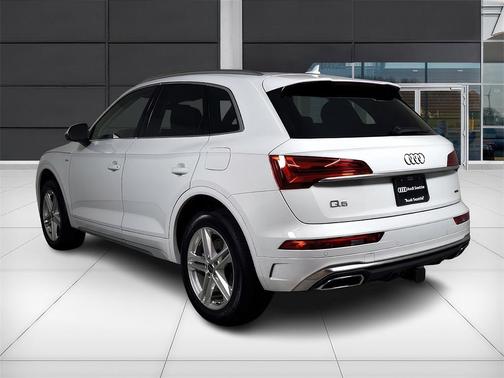 2024 Audi Q5 e 55 S line quattro Premium
