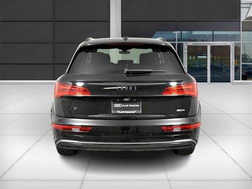 2024 Audi Q5 40 Premium