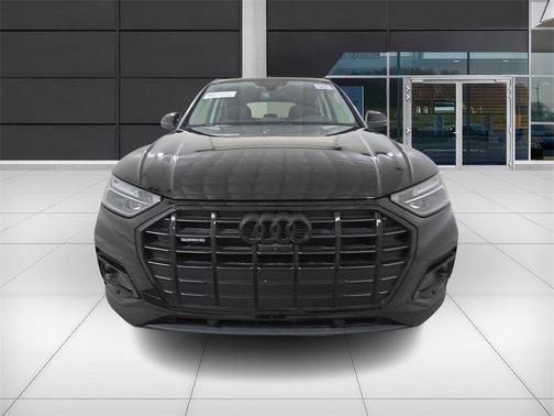 2024 Audi Q5 40 Premium