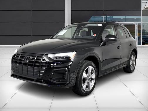 2024 Audi Q5 40 Premium