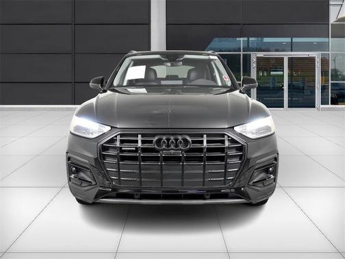 2024 Audi Q5 40 Premium