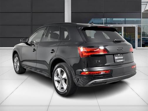 2024 Audi Q5 40 Premium