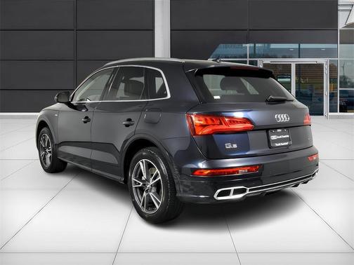 2020 Audi Q5 e 55 Premium