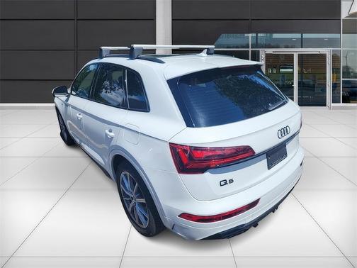 2024 Audi Q5 e 55 S line quattro Premium