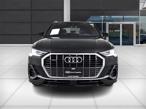 2023 Audi Q3 45 S line Premium
