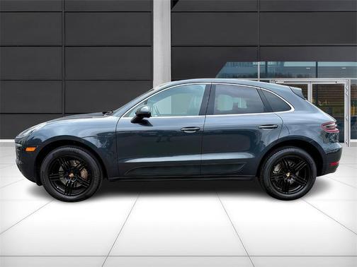2017 Porsche Macan S