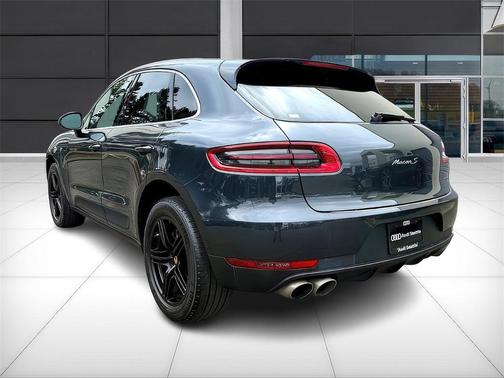 2017 Porsche Macan S
