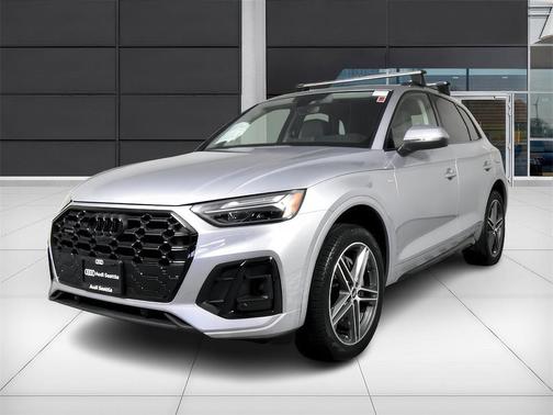 2022 Audi Q5 e 55 S line quattro Premium