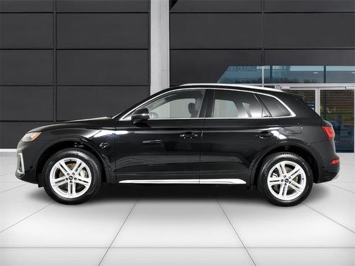 2024 Audi Q5 e 55 S line quattro Premium