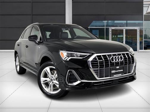 2022 Audi Q3 45 S line Premium