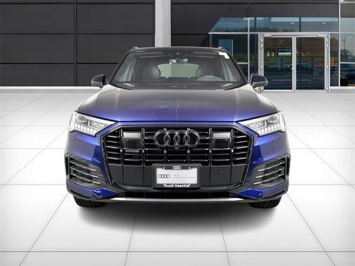 2024 Audi Q7 45 Premium Plus