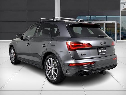 2024 Audi Q5 e 55 S line quattro Premium