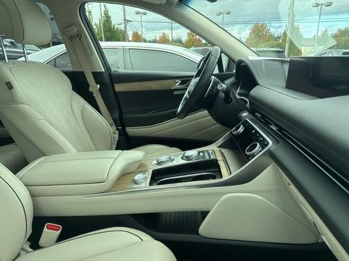 2023 Genesis GV80 2.5T