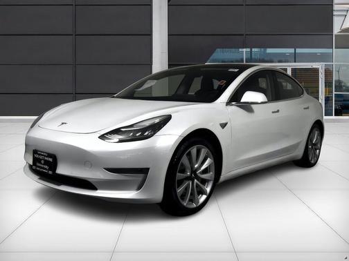 2019 Tesla Model 3 Mid Range