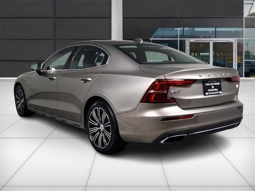 2021 Volvo S60 Recharge Plug-In Hybrid T8 Inscription