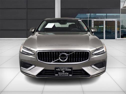 2021 Volvo S60 Recharge Plug-In Hybrid T8 Inscription