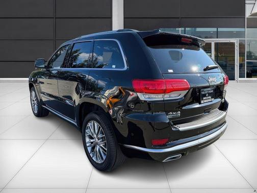 2018 Jeep Grand Cherokee Summit