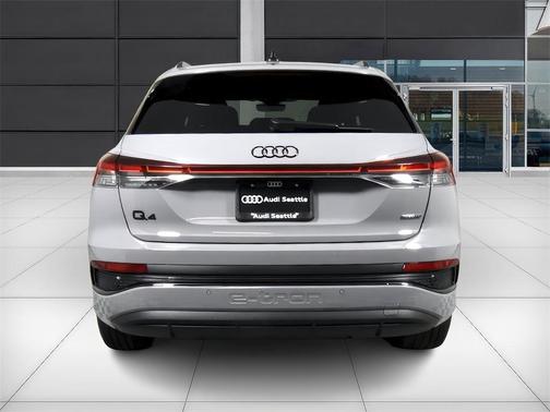 2024 Audi Q4 e-tron 55 quattro Premium