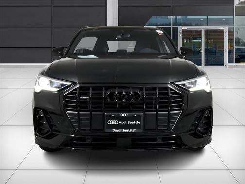 2023 Audi Q3 45 S line Premium