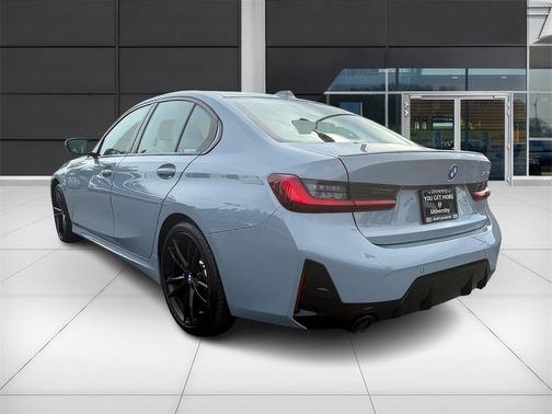 2024 BMW 330 i