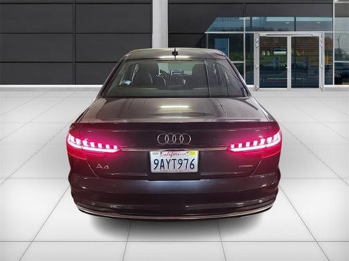 2022 Audi A4 40 Premium Plus