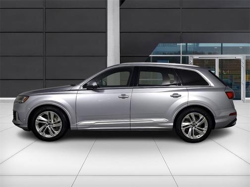2022 Audi Q7 55 Prestige