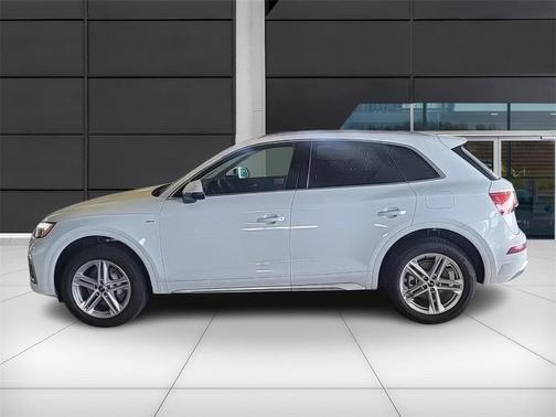 2024 Audi Q5 e 55 S line quattro Premium