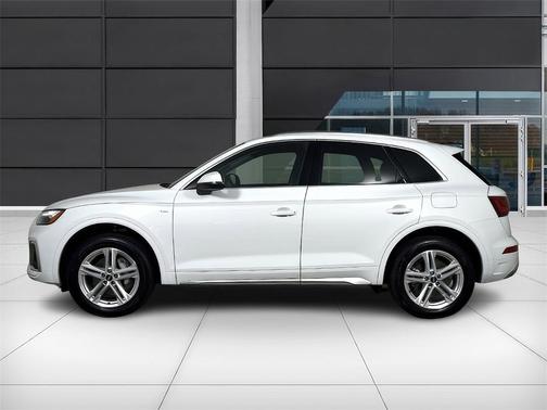 2024 Audi Q5 e 55 S line quattro Premium