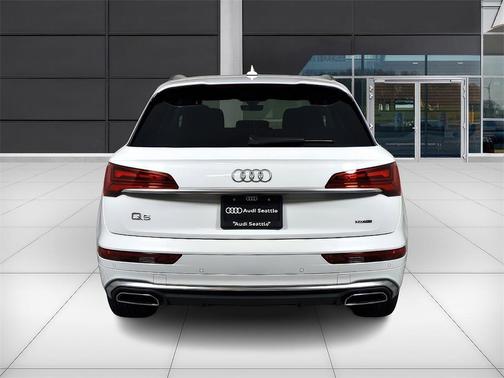 2024 Audi Q5 e 55 S line quattro Premium
