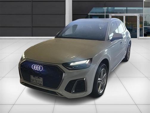 2024 Audi Q5 e 55 S line quattro Premium