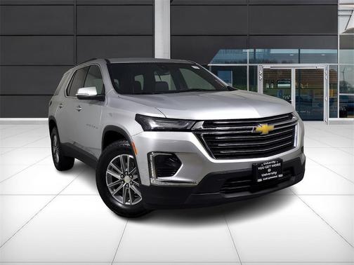 2022 Chevrolet Traverse LT Leather