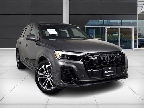 2025 Audi Q7 45 Premium Plus