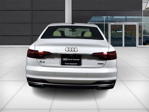 2024 Audi A4 45 S line quattro Premium