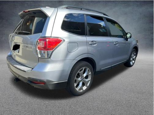 2017 Subaru Forester 2.5i Touring