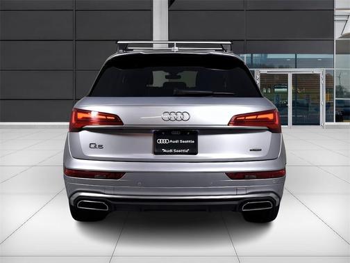 2023 Audi Q5 45 S line quattro Premium