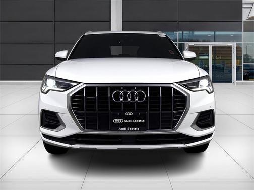 2022 Audi Q3 40 Premium