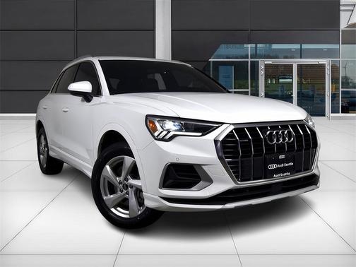 2022 Audi Q3 40 Premium