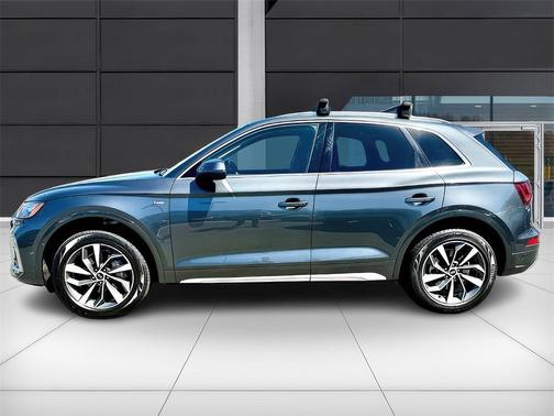 2023 Audi Q5 45 S line quattro Premium