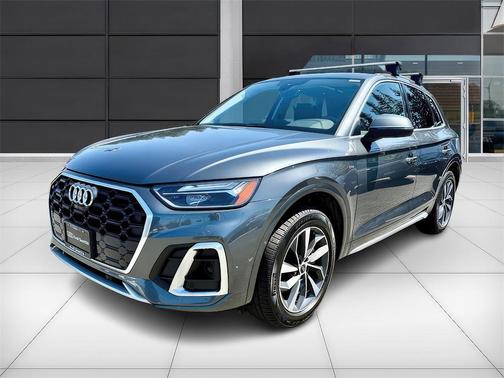 2023 Audi Q5 45 S line quattro Premium