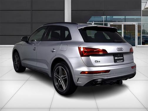 2024 Audi Q5 e 55 S line quattro Premium