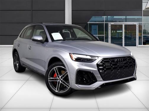 2024 Audi Q5 e 55 S line quattro Premium