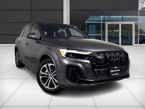 2025 Audi Q7 45 Premium Plus