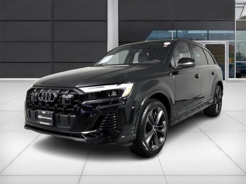 2025 Audi Q7 55 Premium Plus