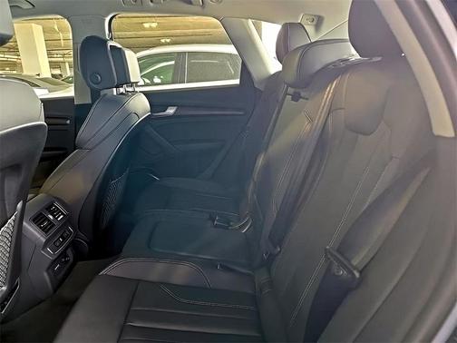 2024 Audi Q5 e 55 S line quattro Premium