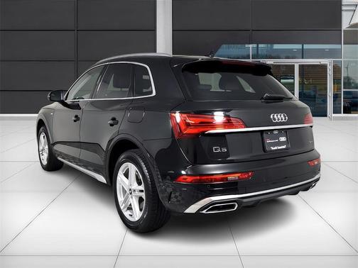 2024 Audi Q5 e 55 S line quattro Premium