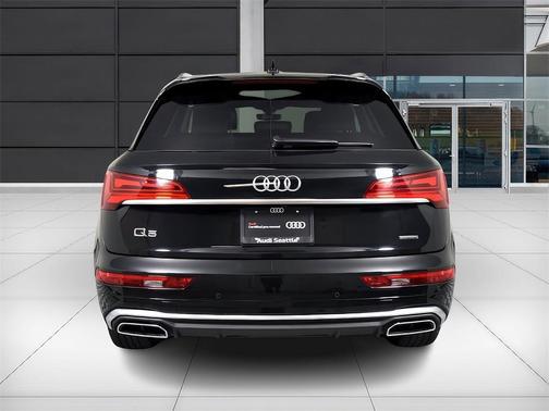 2024 Audi Q5 e 55 S line quattro Premium