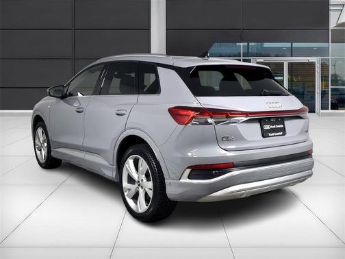 2023 Audi Q4 e-tron 50 Prestige